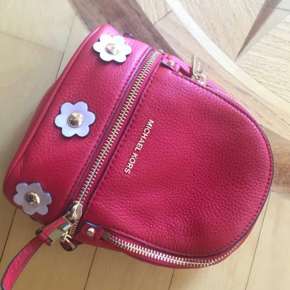 Micheal Cors Mini Backpack-Style Purse - Picture 2 of 4